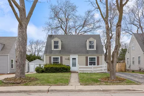 466 Miller Dr, Elgin, IL 60123