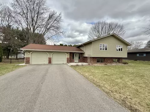 3216 Pheasant Ln, Belvidere, IL 61008 photo 2