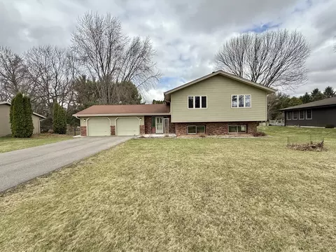 3216 Pheasant Ln, Belvidere, IL 61008