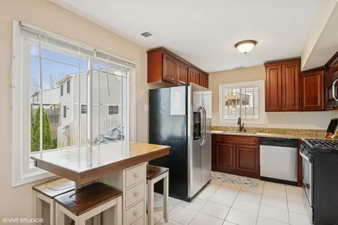 1460 Cameron Ct, Hoffman Estates, IL 60010 photo 11