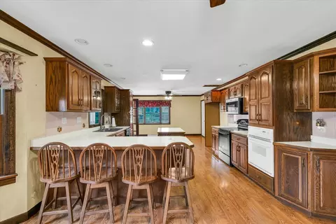 249 E Morris St, Bement, IL 61813 photo 14
