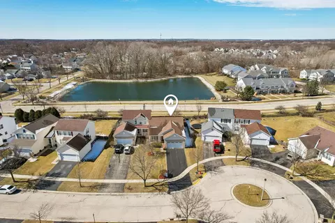 View/Area - 32512 Millstone Cir, Lakemoor, IL 60051 photo 1 of 7
