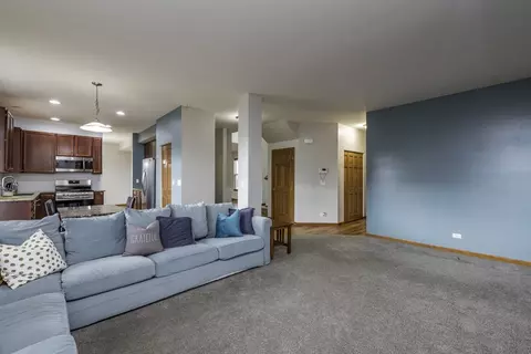 Living - 39251 Crofton Ln, Beach Park, IL 60083 photo 7 of 7