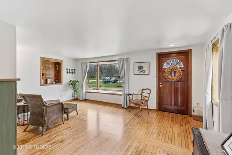 156 E Corning Rd, Beecher, IL 60401 photo 9