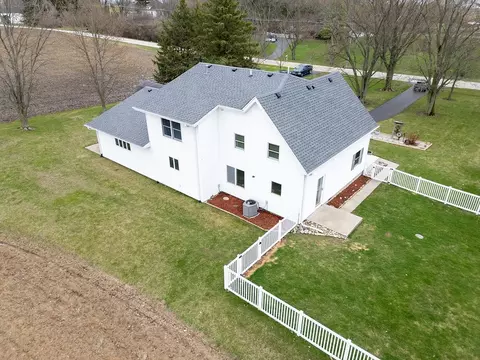 156 E Corning Rd, Beecher, IL 60401 photo 3