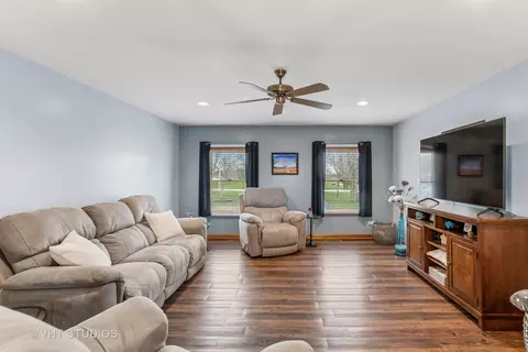 156 E Corning Rd, Beecher, IL 60401 photo 19