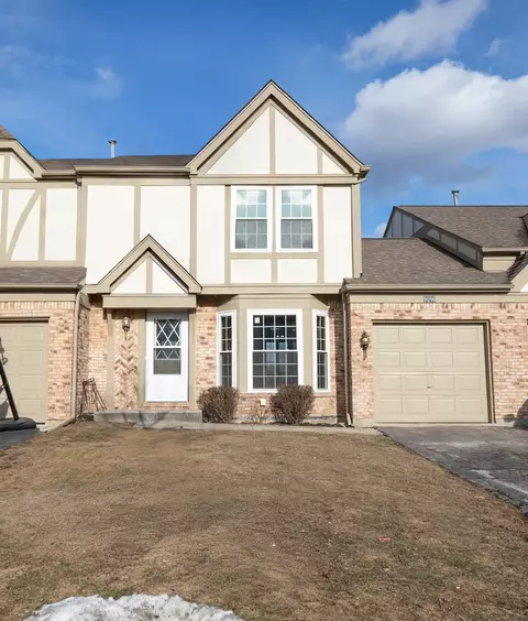 9086 Carlisle Ln, Orland Park, IL 60462