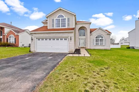 6201 Pond View Dr, Matteson, IL 60443