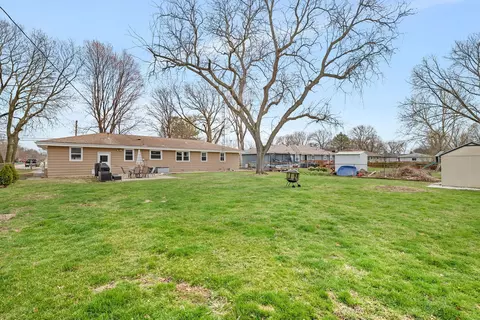 Exterior - 3695 School Dr, Morris, IL 60450 photo 3 of 5
