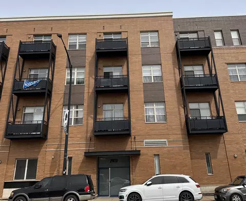 2915 N Clybourn Ave #408, Chicago, IL 60618