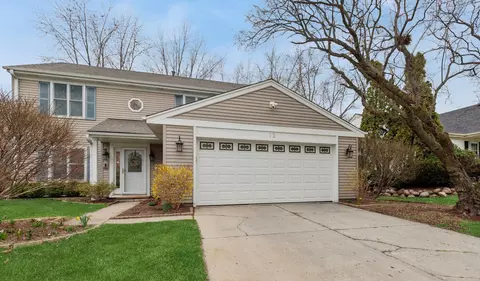 12 Lindon Ln, Vernon Hills, IL 60061