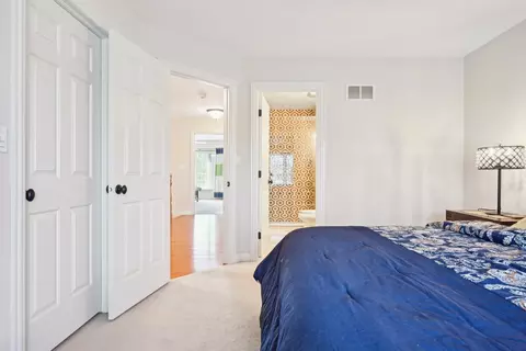 Bedroom - 1054 Hudson Ct, Bartlett, IL 60103 photo 3 of 6