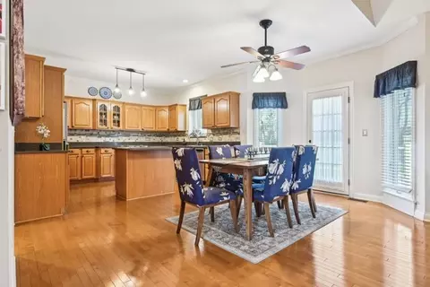 Dining - 1054 Hudson Ct, Bartlett, IL 60103 photo 2 of 2