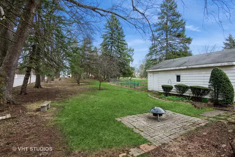 1535 E Harrison Ave, Wheaton, IL 60187 photo 5