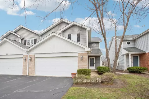 222 Carlisle Ave, Westmont, IL 60559