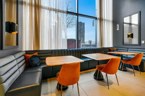 Dining - 450 E Waterside Dr #802, Chicago, IL 60601 photo 1 of 3