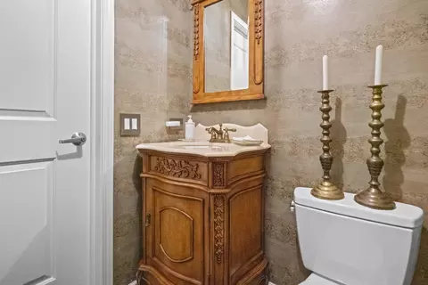 Bath - 450 E Waterside Dr #802, Chicago, IL 60601 photo 4 of 4