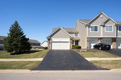 7428 Thomas Dr, Loves Park, IL 61111