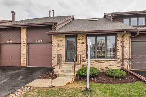 5658 S Brainard Ave #5658, La Grange, IL 60525