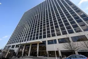 4343 N Clarendon Ave #1113, Chicago, IL 60613