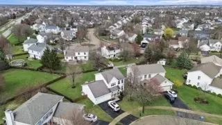 2428 Smithfield Ct, Aurora, IL 60503 photo 5