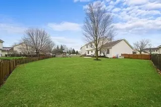 2428 Smithfield Ct, Aurora, IL 60503 photo 32