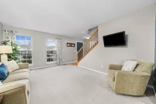 2428 Smithfield Ct, Aurora, IL 60503 photo 11
