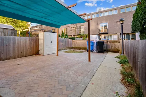 Exterior - 1455 E 55th Pl, Chicago, IL 60637 photo 5 of 5
