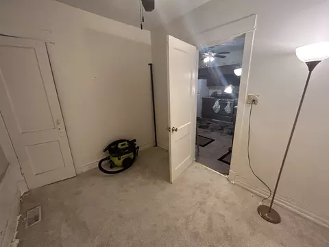 1628 E 75th St, Chicago, IL 60649 photo 13