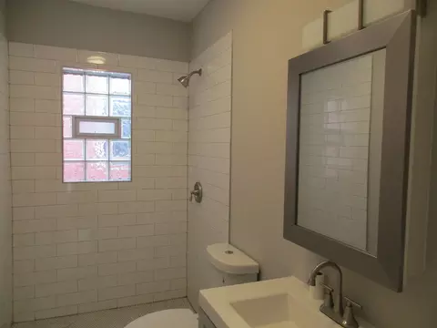 Bath - Undisclosed, Chicago, IL 60609 photo 5 of 12