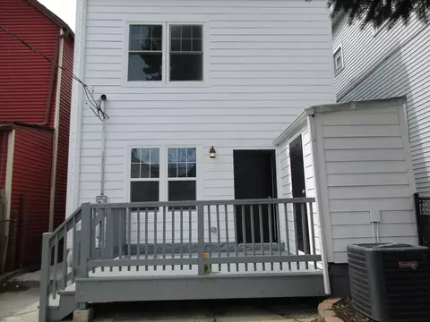Exterior - Undisclosed, Chicago, IL 60609 photo 5 of 11