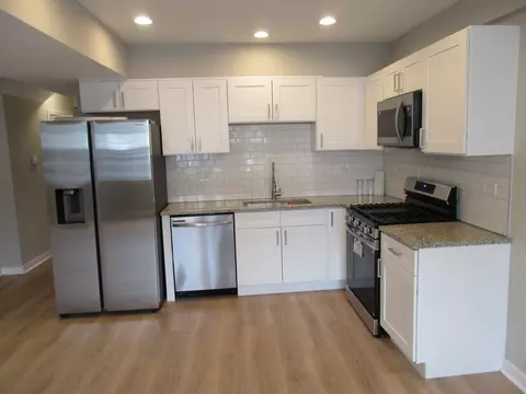 Kitchen - Undisclosed, Chicago, IL 60609 photo 2 of 8