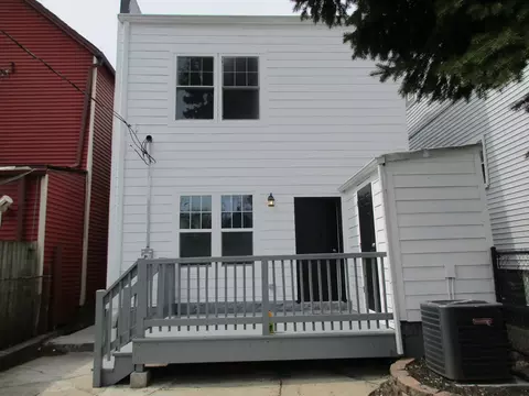 Exterior - Undisclosed, Chicago, IL 60609 photo 4 of 11