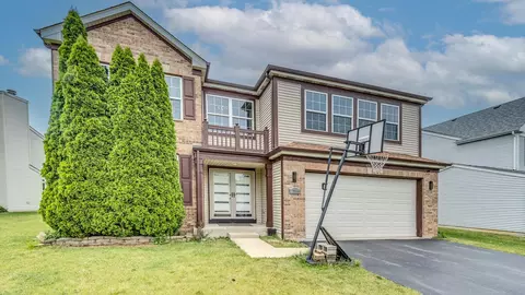 1516 Parkside Dr, Bolingbrook, IL 60490