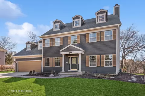 Exterior - 622 Robin, Elgin, IL 60123 photo 2 of 4