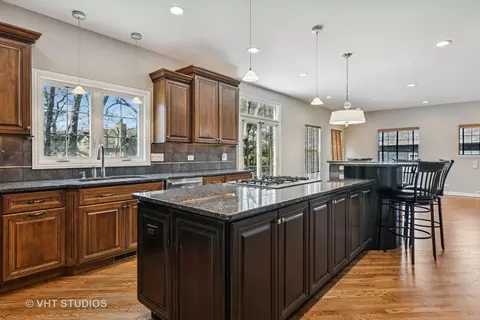 Kitchen - 622 Robin, Elgin, IL 60123 photo 1 of 3