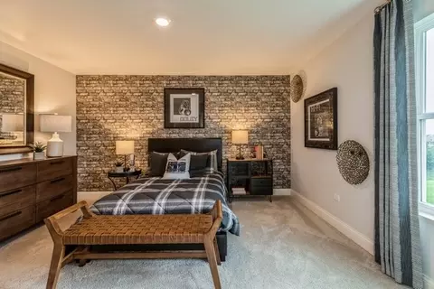 Bedroom - 376 W Point Cir, Algonquin, IL 60102 photo 4 of 5