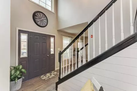 Entry Way - 2535 E Girot Ln, Diamond, IL 60416 photo 2 of 5