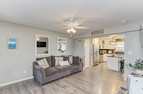 Living - 2535 E Girot Ln, Diamond, IL 60416 photo 1 of 2