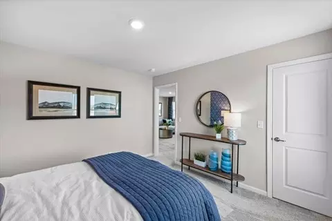 Bedroom - 390 W Point Cir, Algonquin, IL 60102 photo 5 of 6