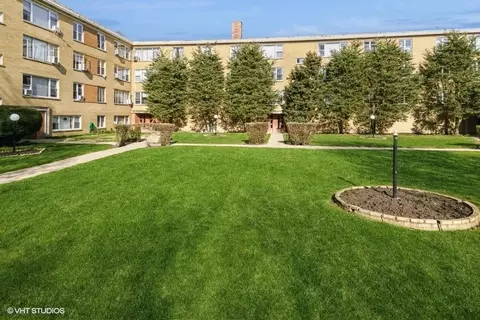 6029 N Damen Ave #206, Chicago, IL 60659