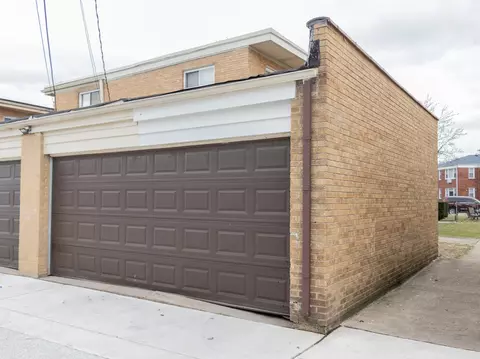 Exterior - 1488 Willow Ave, Des Plaines, IL 60016 photo 3 of 4