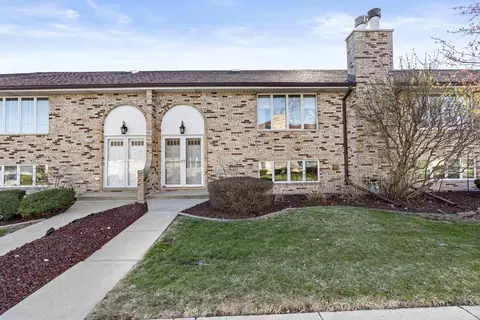 15222 S 74th Ave, Orland Park, IL 60462