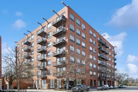 859 W Erie St #309, Chicago, IL 60642