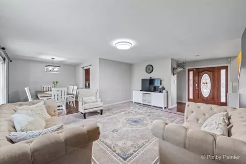 Other - 1660 Kent Rd, Hoffman Estates, IL 60169 photo 1 of 6