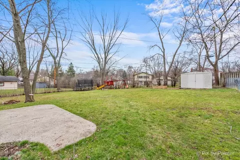 Exterior - 1660 Kent Rd, Hoffman Estates, IL 60169 photo 6 of 7