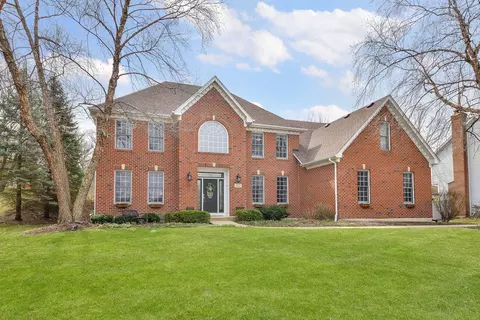 1122 Schiedler Dr, Batavia, IL 60510