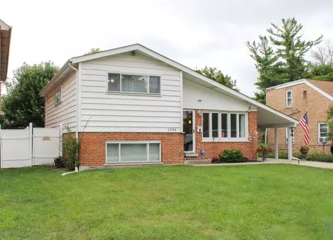 2950 N Haber Ave, Melrose Park, IL 60164
