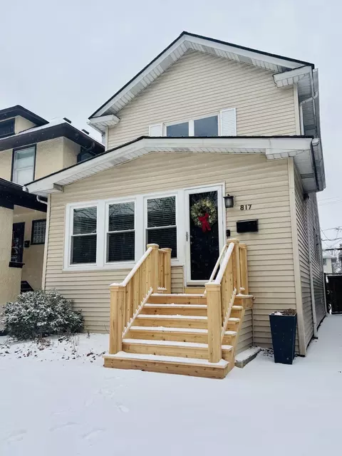 817 Clarence Ave, Oak Park, IL 60304