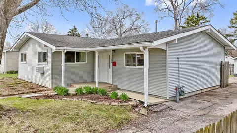1306 Highland Ave, Lockport, IL 60441